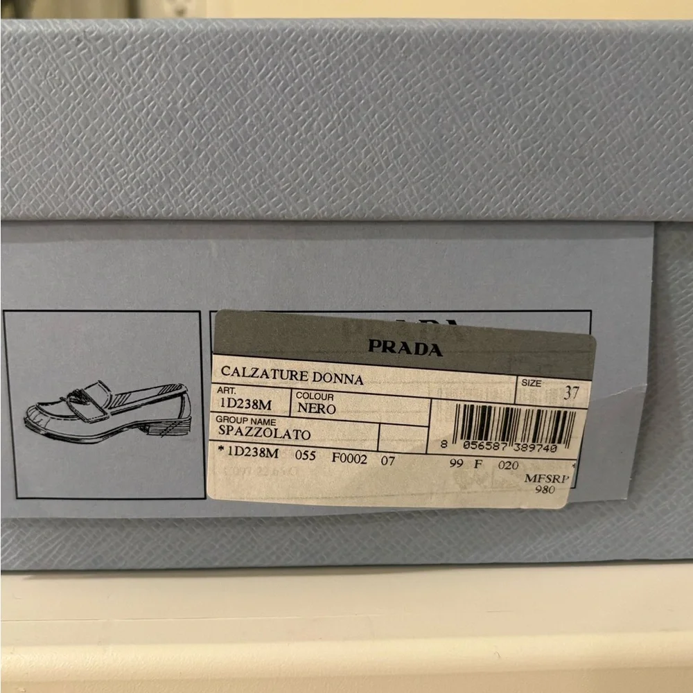 Prada Women’s Black Loafers - Picture 4 of 5